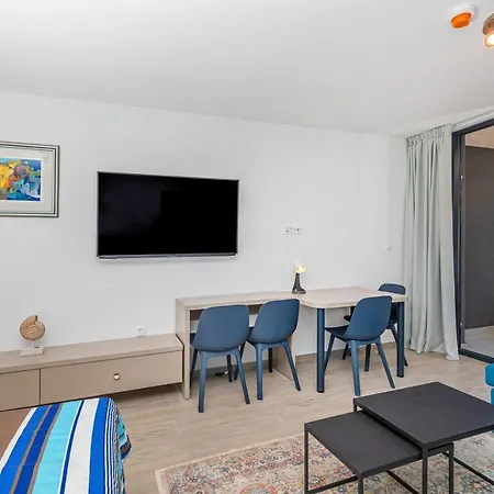 Stella Lovely Studio With Balcony And Free Parking Dubrovnik Exterior photo